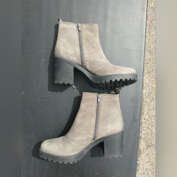 VAGABOND Grace Chelsea boots - Picture 2 of 10